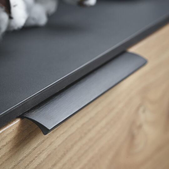 Greep Edge Straight  donker brons geborsteld