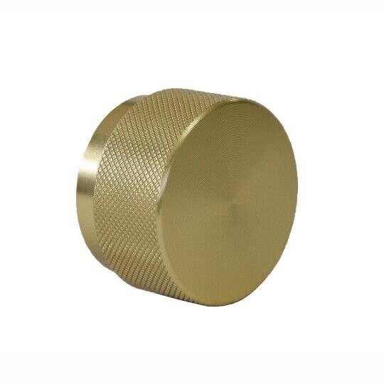 Knop rond ribbel H-30mm Messing geborsteld  leverbaar in 2 maten